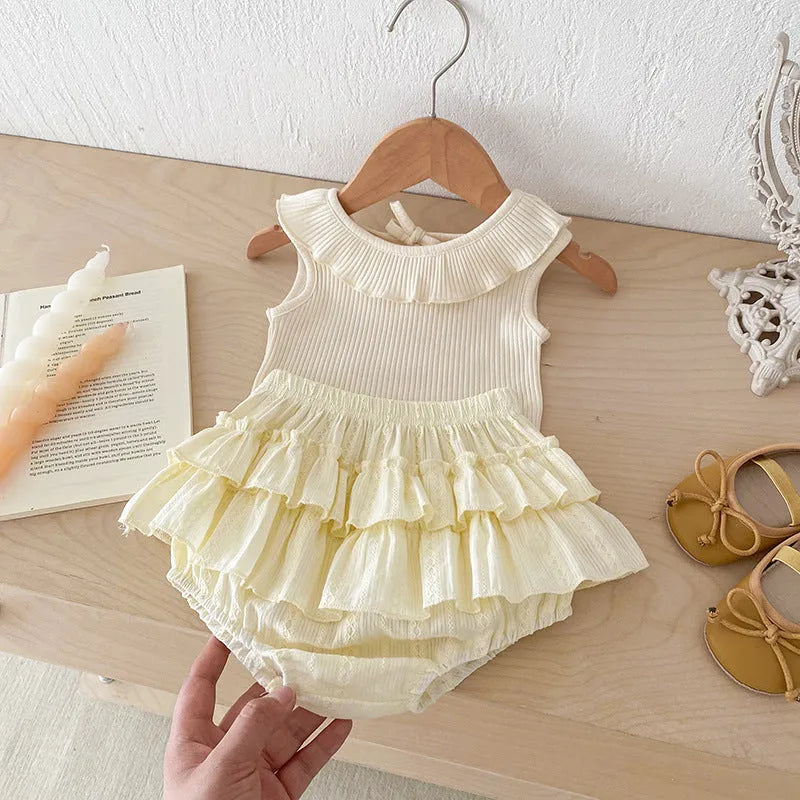 Girls' beige cotton summer set with sleeveless ruffled collar top and double layer Bud-waisted shorts