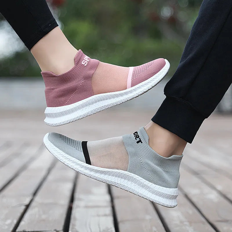Breathable flyknit casual sports sock shoes in khaki colour with lace closure and round toe