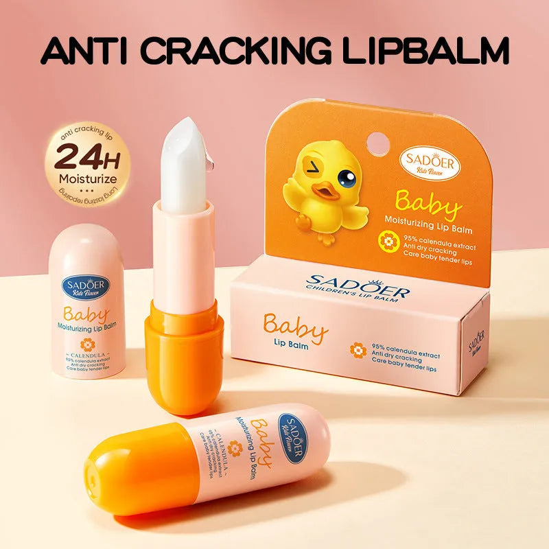 Anti-chapped moisturising lipstick tube with hyaluronic acid and vitamin E labelling