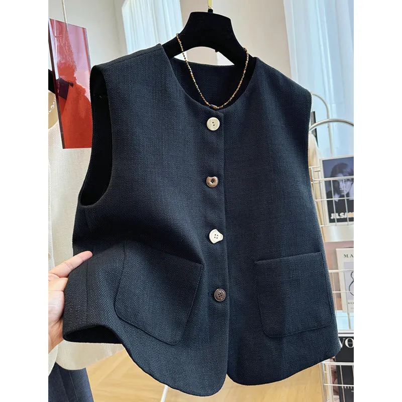 Women's sleeveless polyester bandage vest in milky white with round neck