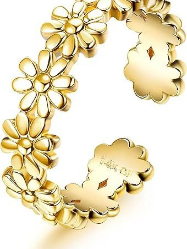 Alloy toe ring with copper plating and 14K gold finish in geometry shape