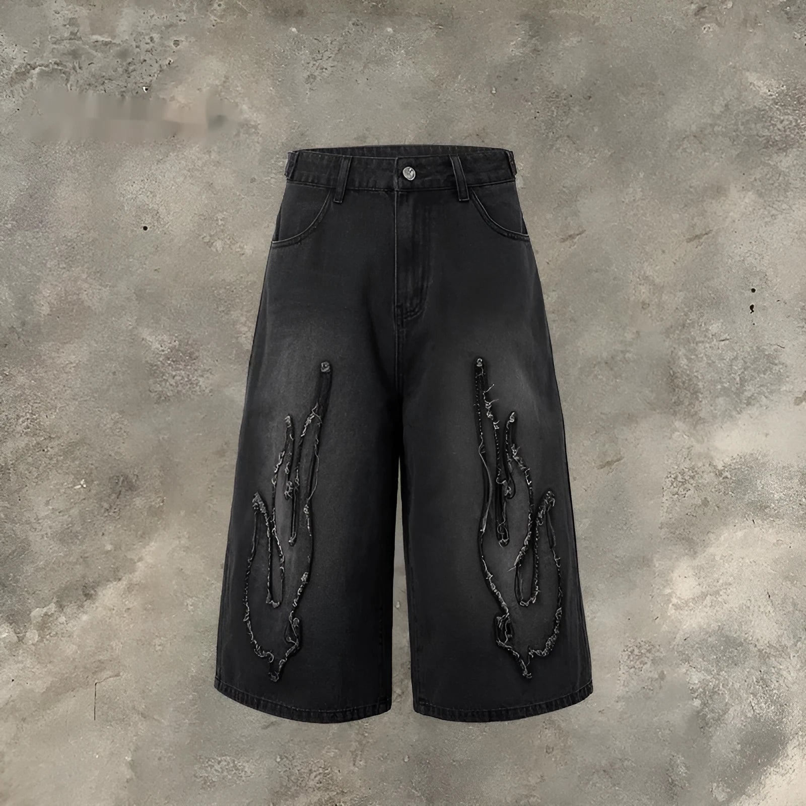 Cropped men's denim shorts with flame embroidery patch in straight-leg cut for summer street style