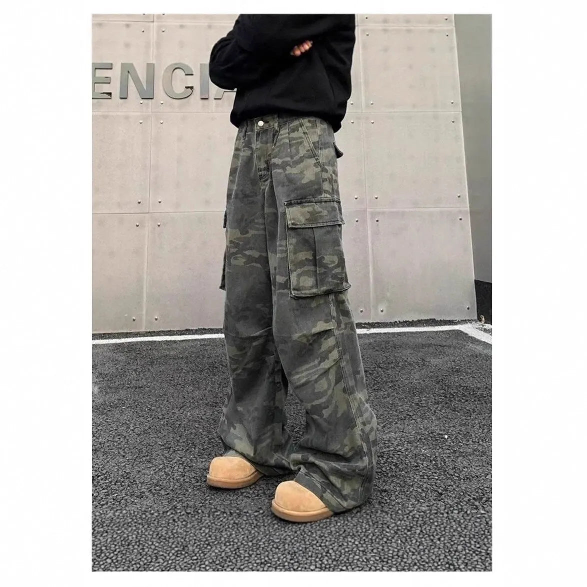 Korean style camouflage cargo pants with multiple pockets and a washed vintage finish.