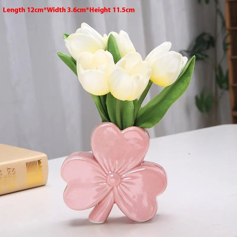 European style clover ceramic vase in white porcelain available in four colours
