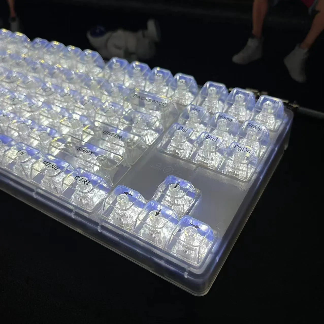 Universal 132 key transparent plastic keycap set for mechanical keyboards