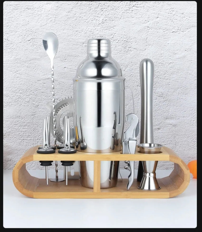23-piece stainless steel cocktail set with professional bartending tools and European-style acrylic elements