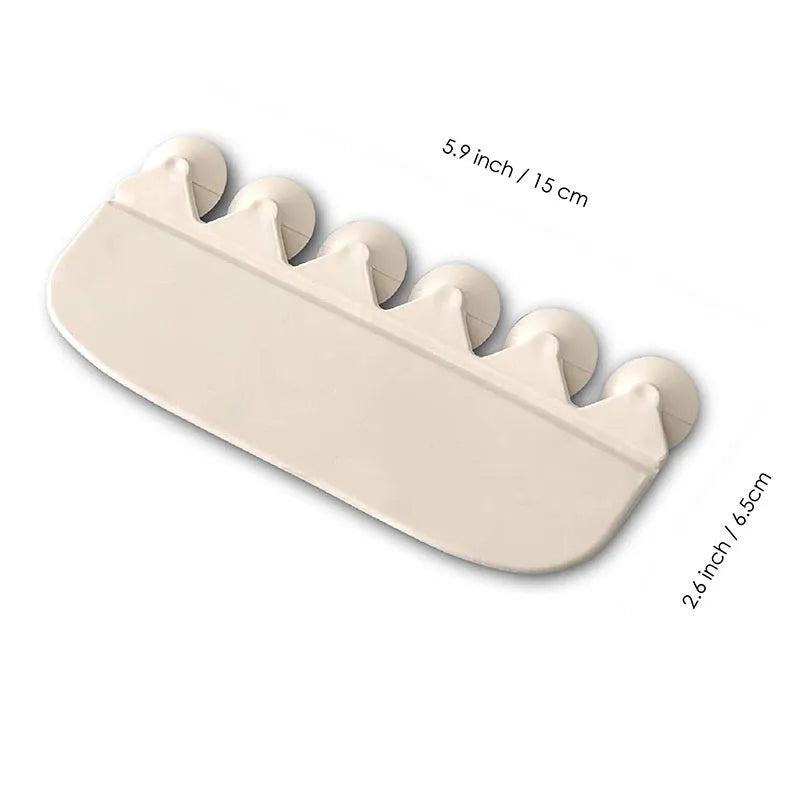 White PVC toilet urine blocking board for children's toilet training splash prevention