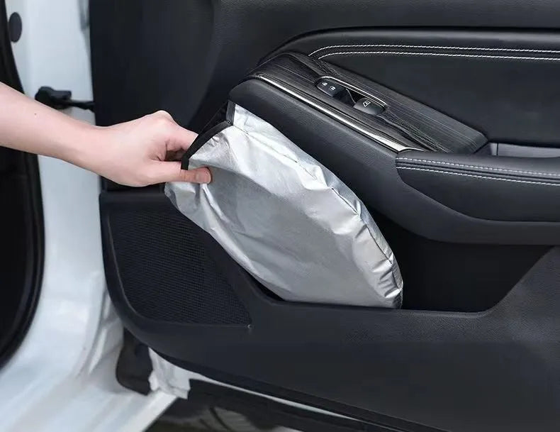 Aluminium foil car sunshade with silver reflective surface for windscreen heat protection