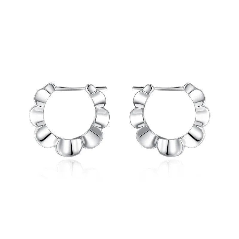 Sterling silver geometric round earrings with retro simple design and electroplated finish