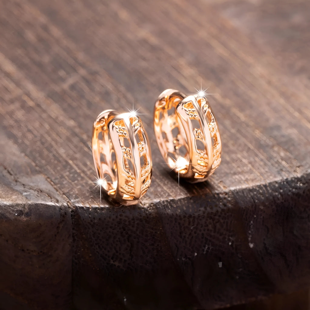 Copper hollowed-out earrings with heart and leaf shapes in rose gold finish