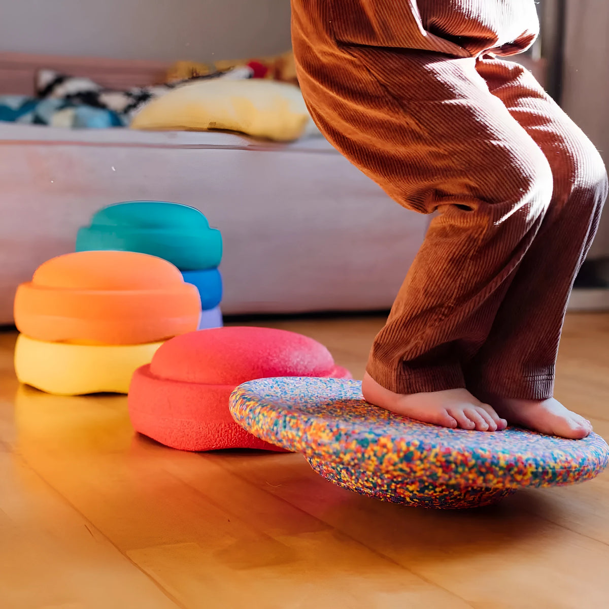 Plastic wood surf balance board for children aged 4-6 in mixed colour design