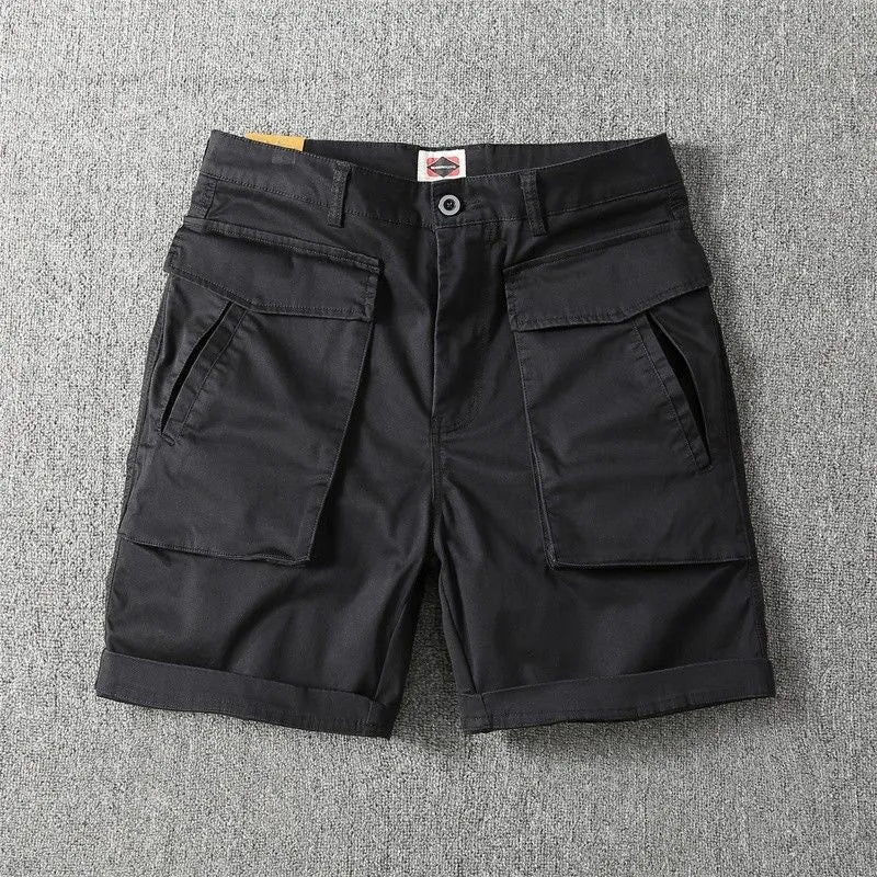 Men's cotton cargo shorts with multiple pockets in army green colour
