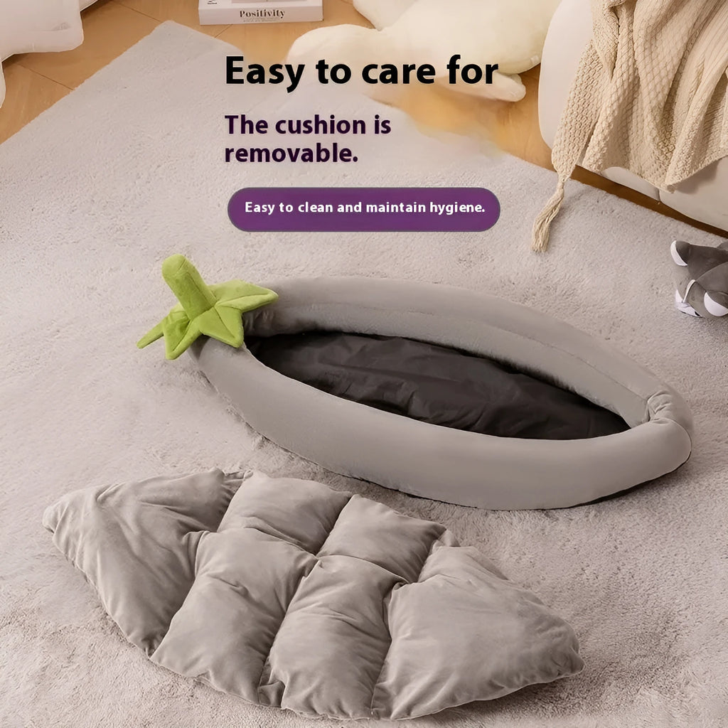A brown removable cloth dog mat shown in a pet bed, with size options from S to XXL.