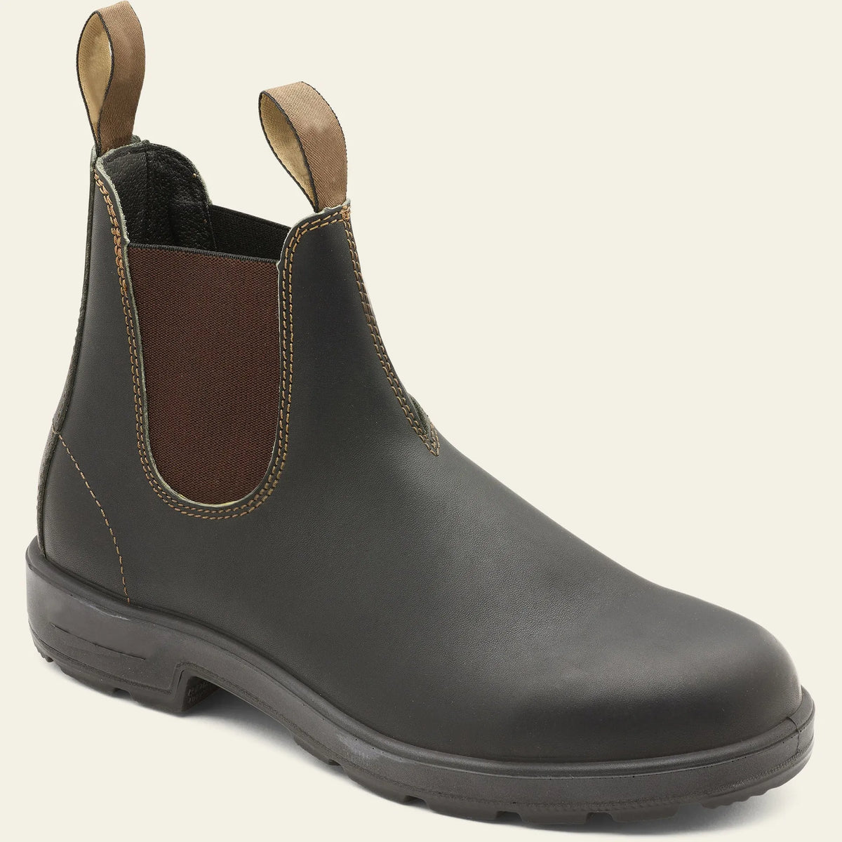 Vintage unisex Chelsea boots in black with round toe and frosted artificial PU upper