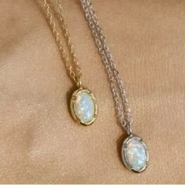 S925 silver oval pendant necklace with jelly opal in gold or white gold colour