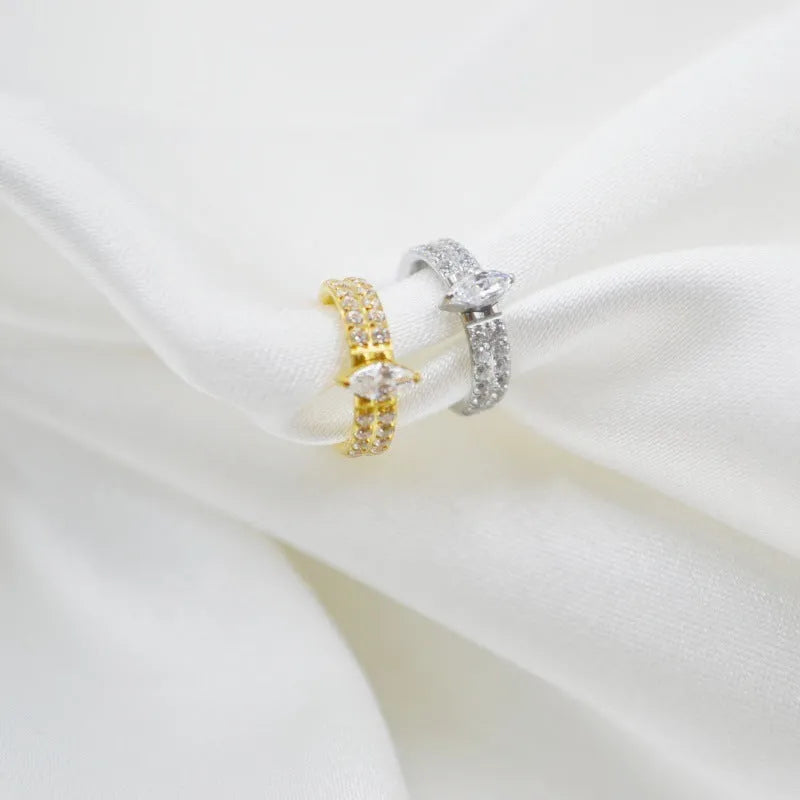 Heart-shaped zircon drop earrings in silver or gold with 1.2x8mm dimensions