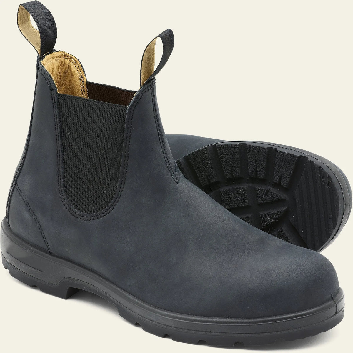 Vintage unisex Chelsea boots in black with round toe and frosted artificial PU upper