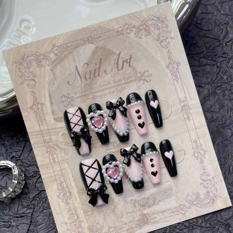 Black peach heart hand-painted detachable manicure set with bow patterns in Cat's Eye style
